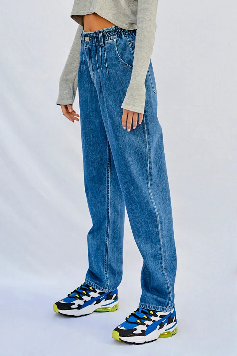 High Rise Pleated Mom Jeans