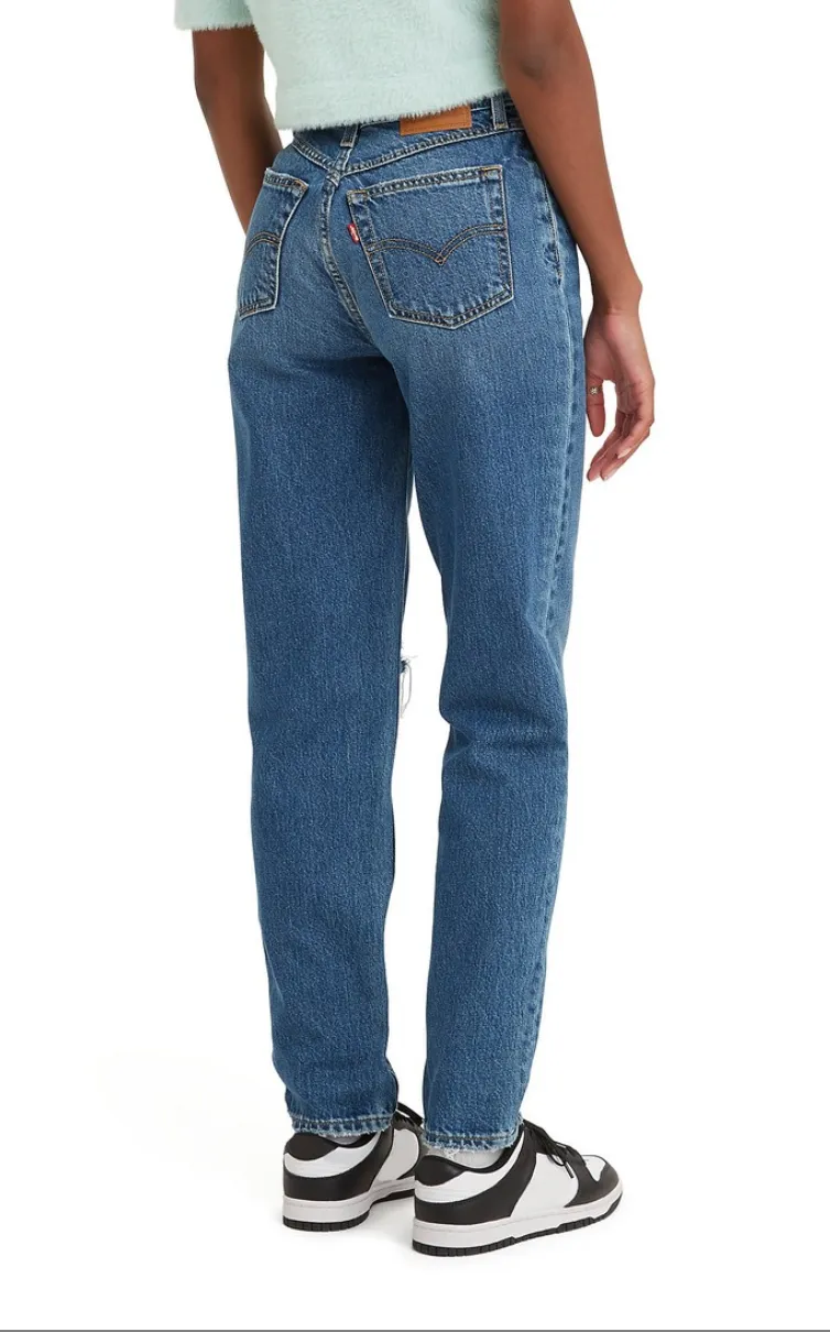 Levi’s 80's Mom Jean Destructed