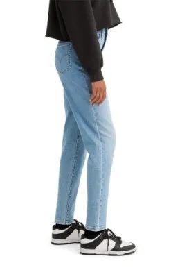 Levis High Waisted Mom Jean