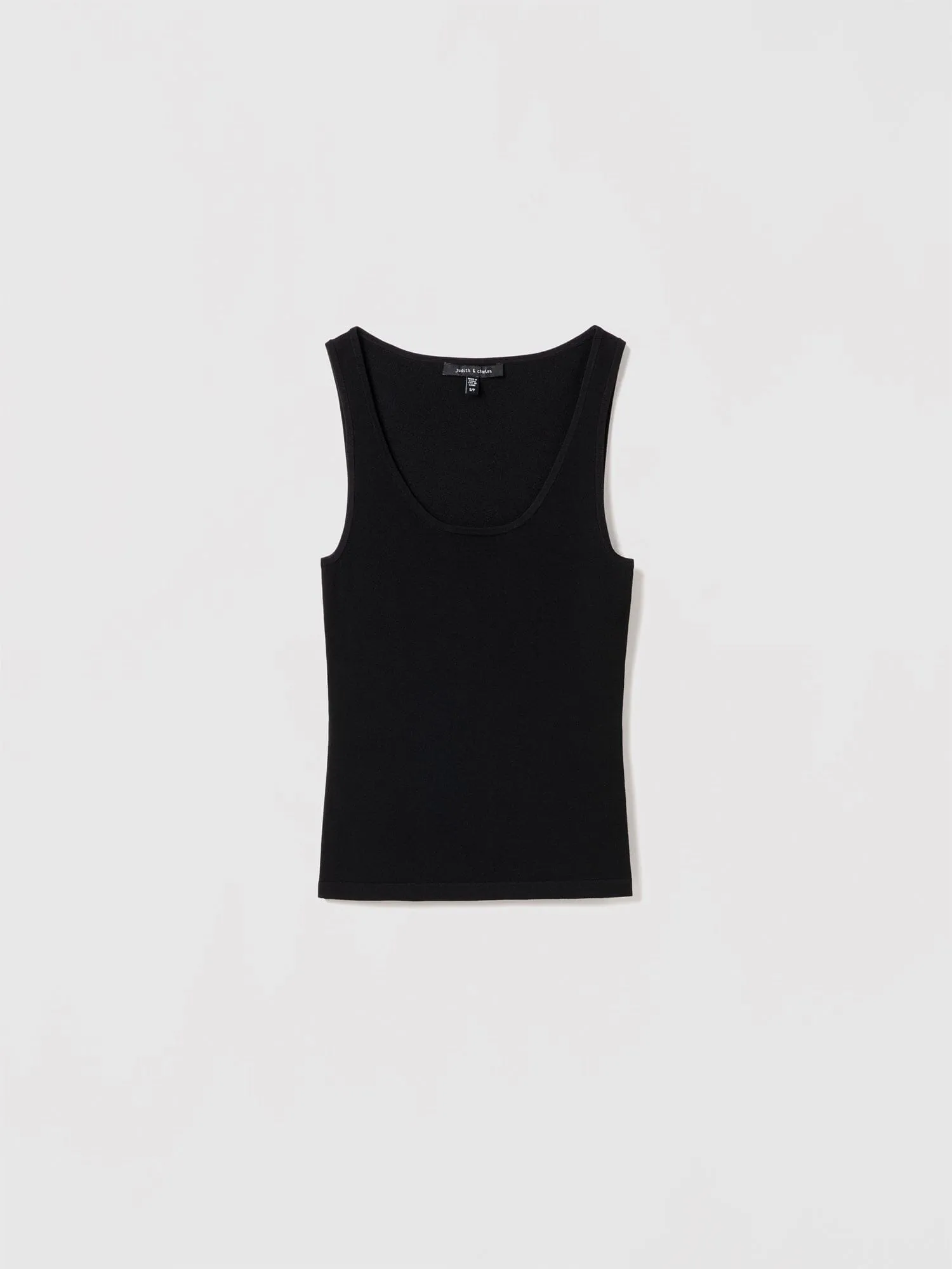 Ribbed sleeveless pullover