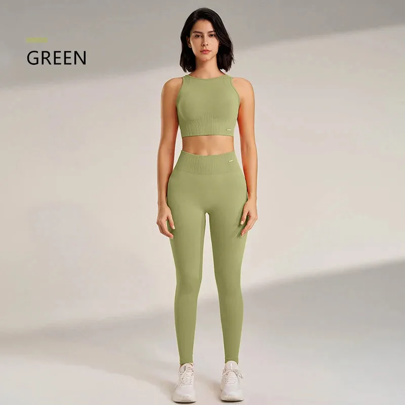 Seamless Yoga Set – High Waisted Leggings & Top Two-Piece Outfit