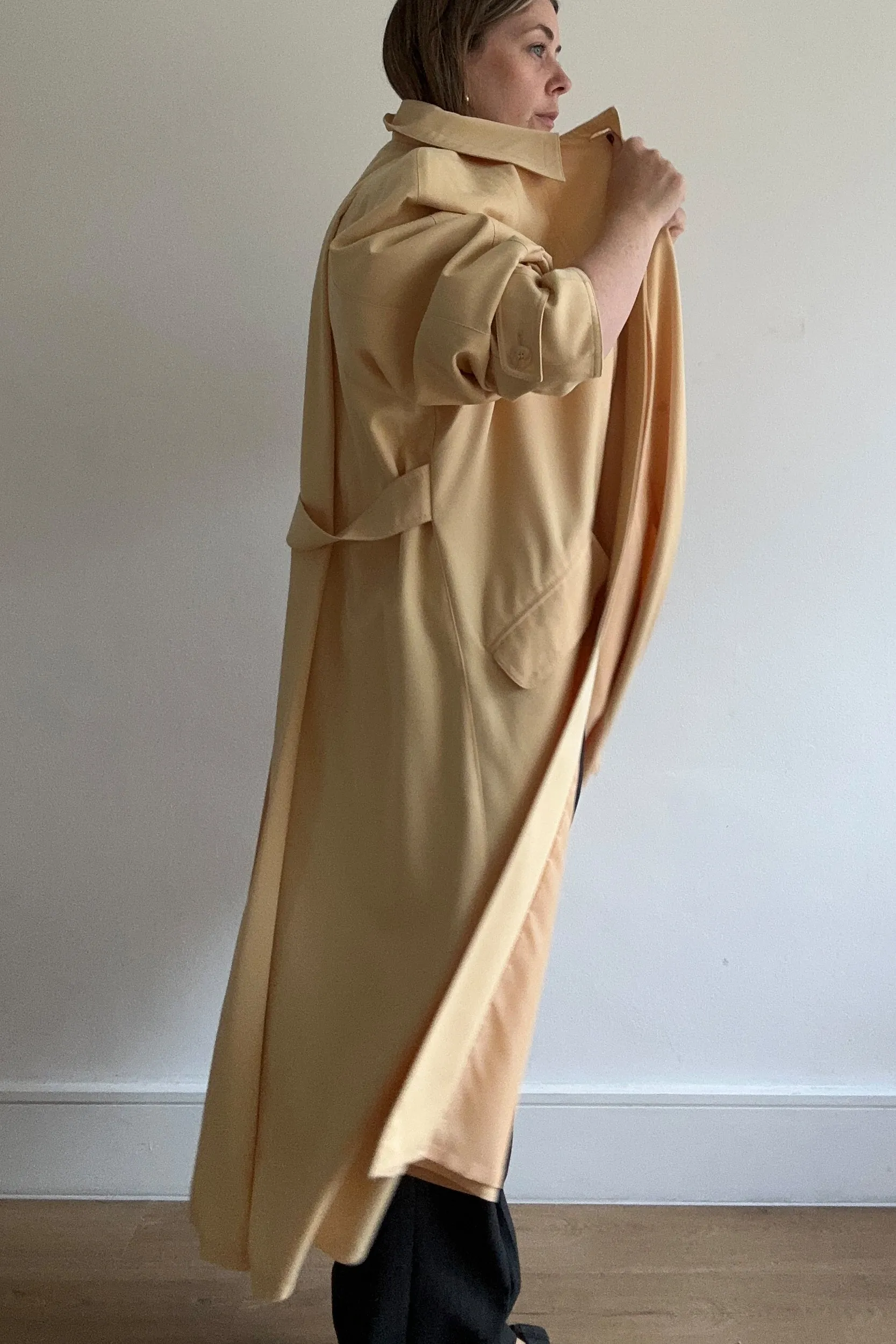 VINTAGE BUTTERMILK COAT